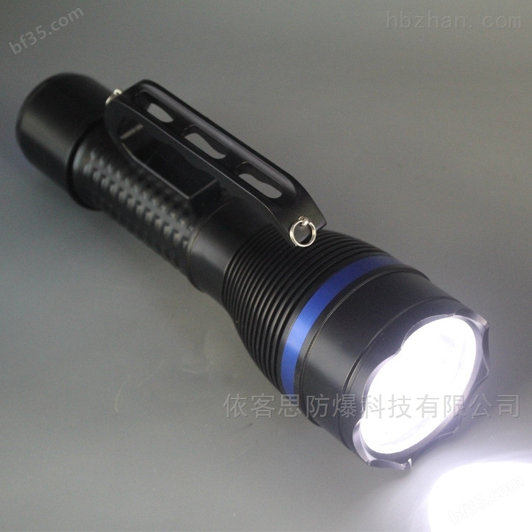 斜跨式LED防爆移动探照灯具生产